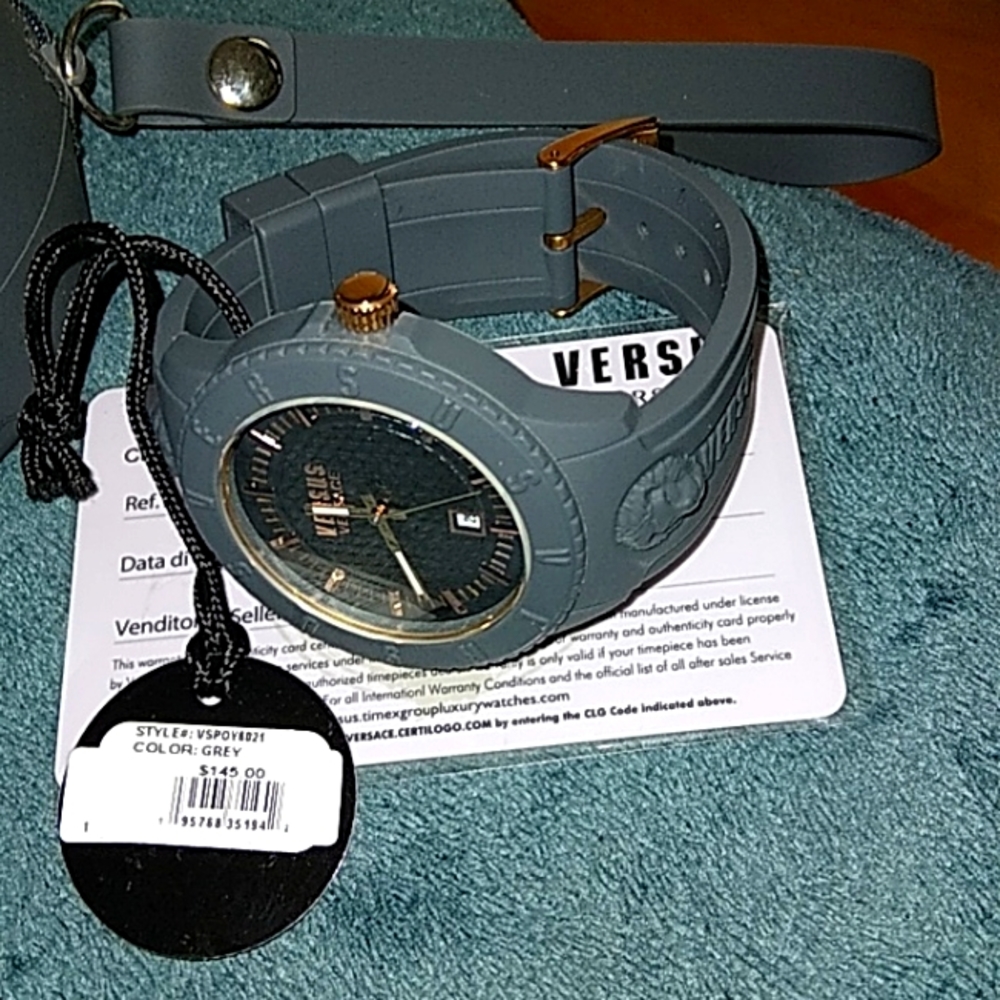 Versace  versus  WATCH  New with tags